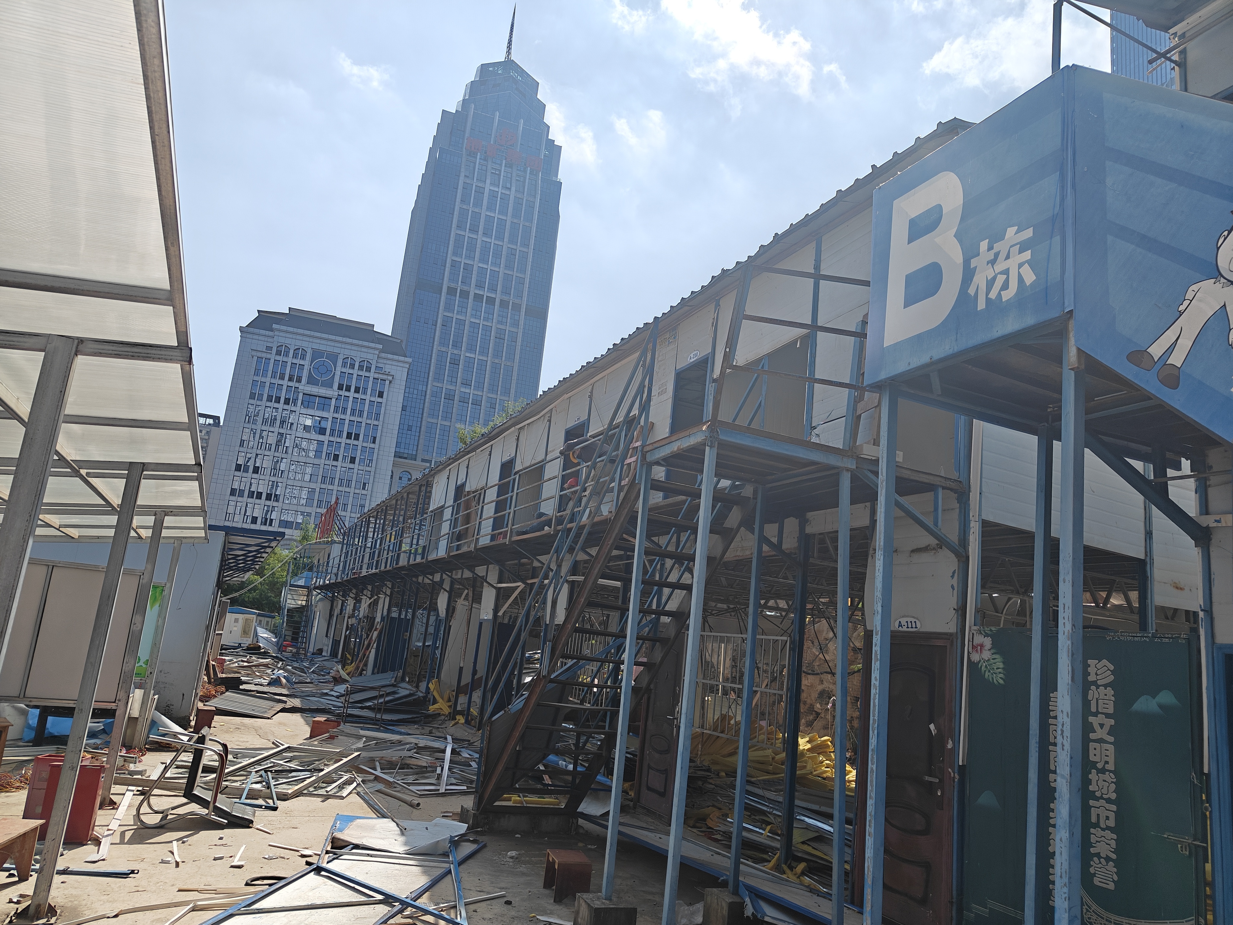 鹿寨2026年旧活动板房出售品牌推荐：哪家回收处理最专业？